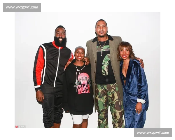 哈登跨界巴黎时装周引争议:为 WILLY CHAVARRIA 走秀自嘲 LV 供货商 哈登跨界巴黎时装周引争议:为 WILLY CHAVARRIA 走秀自嘲 LV 供货商