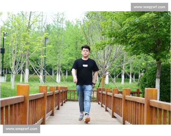 父爱如山！亚马尔父亲 39 岁生日晒合影：10 号传承，儿子未来可期