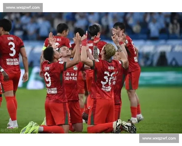 阿奇姆彭澄清踩队徽争议：与南基一战术分歧终致将帅失和